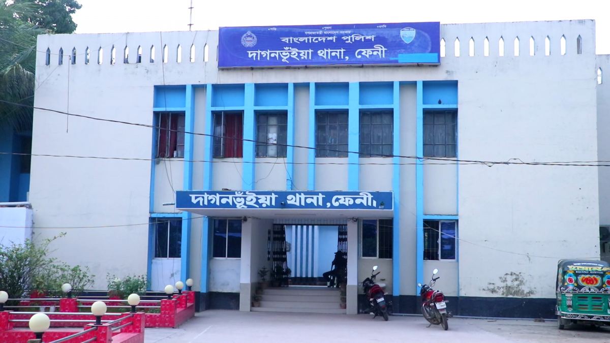 দাগনভূঞা থানার সামনে ভাড়া বাসায় স্কুলছাত্রীর মৃত্যু