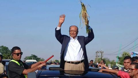 আগে বাবা ও ভাইয়ের জন্য ভোট চাইতে এসেছিলাম, এবার নিজের জন্য ভোট চাইতে আসলাম: মিন্টু