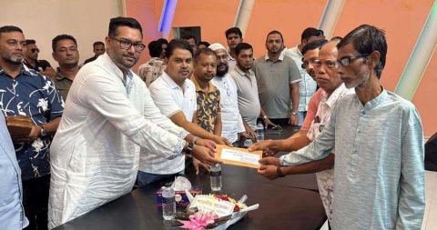 সোনাগাজী-দাগনভুঞায় ৪২টি পূজা মণ্ডপে পরিবেশ মন্ত্রীর অনুদান হস্তান্তর