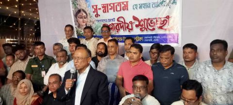 সোনাগাজীর কেন্দ্রীয় দূর্গা মন্দির পরিদর্শন করেন বন  পরিবেশ  ও জলবায়ু পরিবর্তন  মন্ত্রী আব্দুল আউয়াল মিন্টু